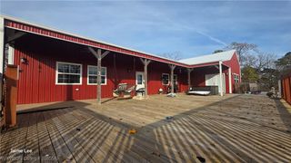 35773 Pleasant Valley Road, Wister, OK 74966