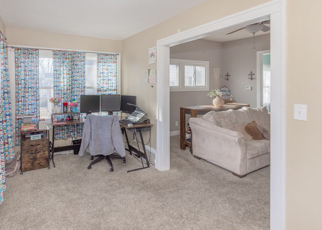 2330 38th Street, Rock Island, IL 61201