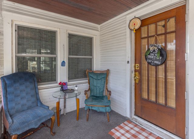 2330 38th Street, Rock Island, IL 61201