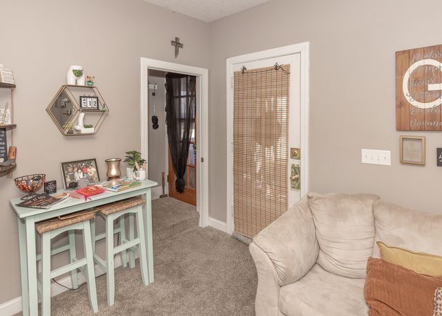 2330 38th Street, Rock Island, IL 61201