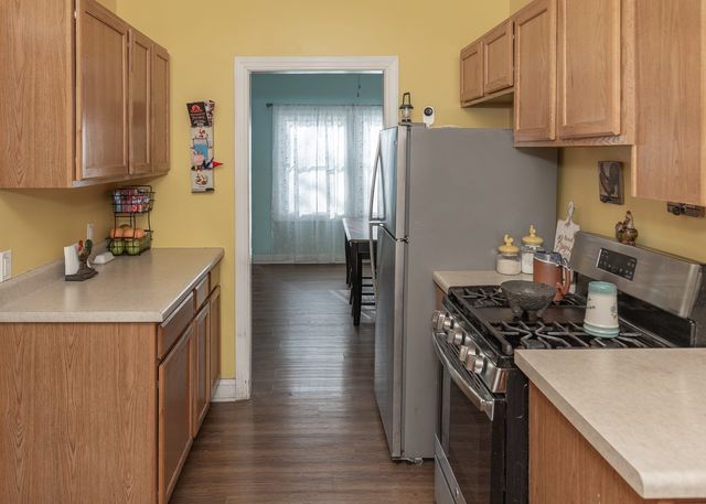 2330 38th Street, Rock Island, IL 61201