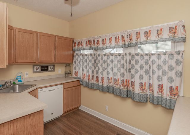 2330 38th Street, Rock Island, IL 61201