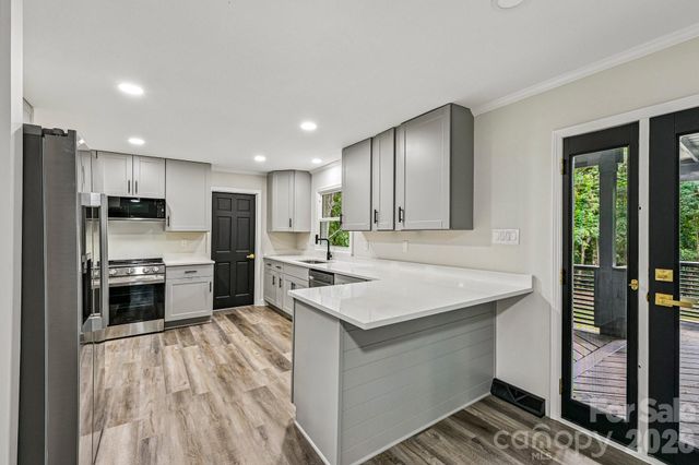 4908 Zephyr Lane, Charlotte, NC 28209