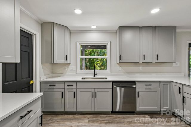 4908 Zephyr Lane, Charlotte, NC 28209