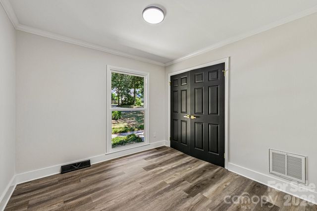 4908 Zephyr Lane, Charlotte, NC 28209
