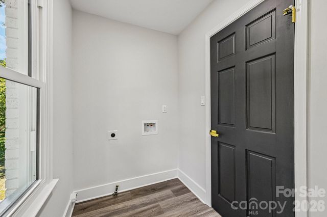 4908 Zephyr Lane, Charlotte, NC 28209