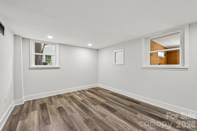 4908 Zephyr Lane, Charlotte, NC 28209