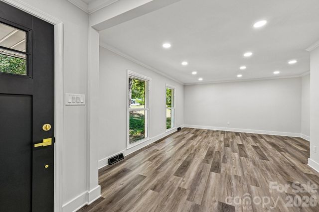 4908 Zephyr Lane, Charlotte, NC 28209