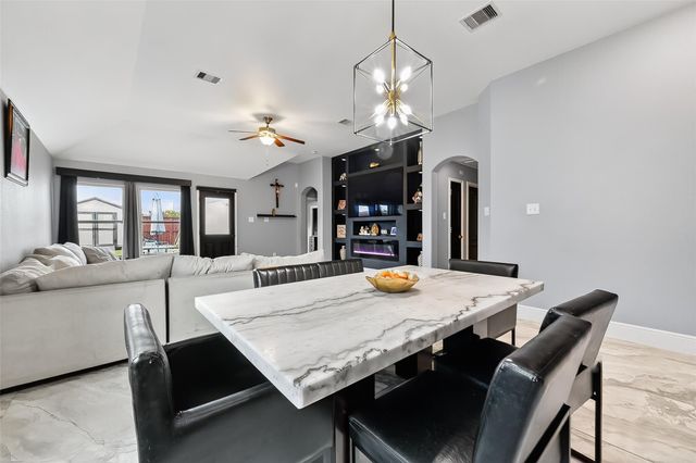 12611 Providence Cove Court, Houston, TX 77086