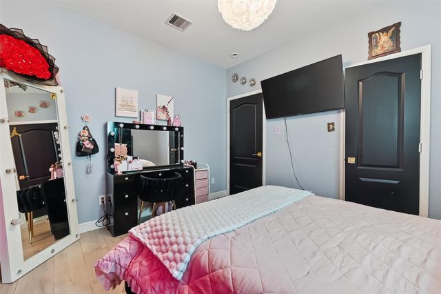 12611 Providence Cove Court, Houston, TX 77086