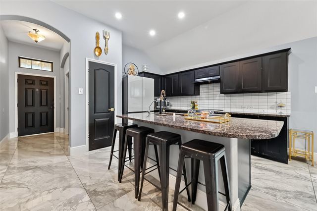 12611 Providence Cove Court, Houston, TX 77086