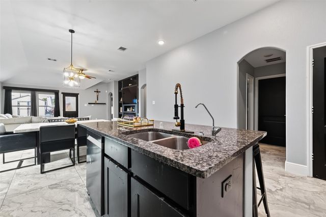 12611 Providence Cove Court, Houston, TX 77086