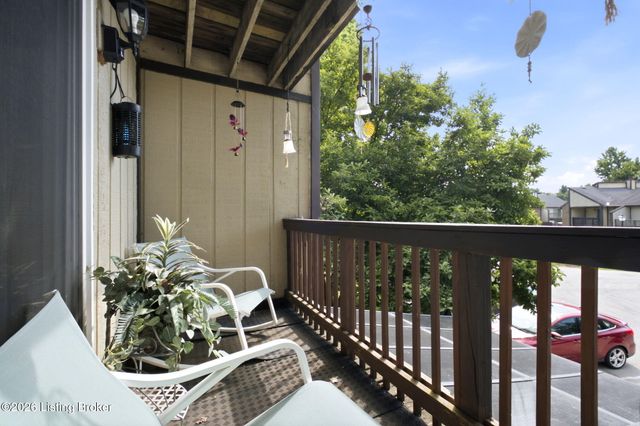 11409 N Tazwell Dr, Louisville, KY 40241