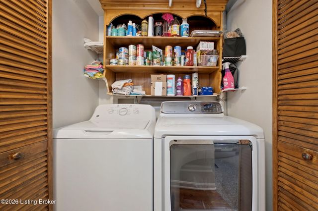 11409 N Tazwell Dr, Louisville, KY 40241