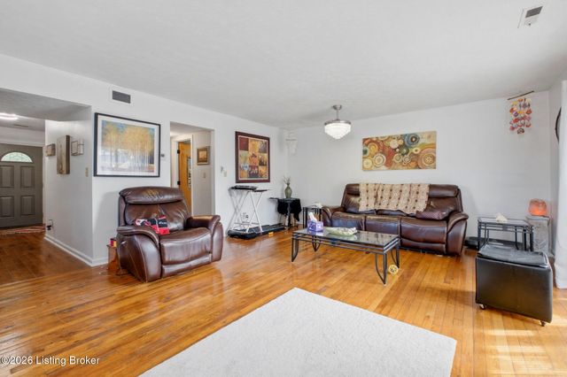 11409 N Tazwell Dr, Louisville, KY 40241