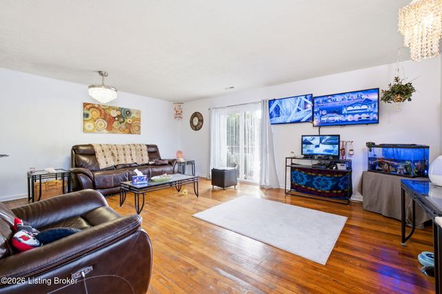 11409 N Tazwell Dr, Louisville, KY 40241