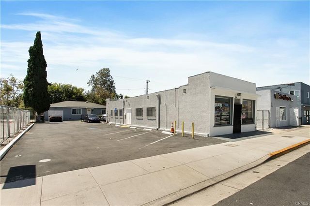 330 E Market Street, Long Beach, CA 90805