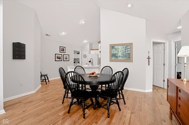 16615 Brownstone Court, Westfield, IN 46074