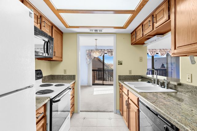 1048 Signal Ridge Place, Rockwall, TX 75032