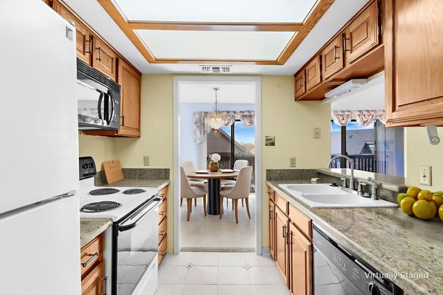 1048 Signal Ridge Place, Rockwall, TX 75032