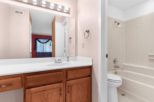 1048 Signal Ridge Place, Rockwall, TX 75032