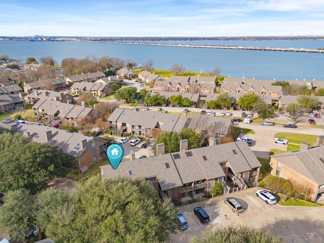 1048 Signal Ridge Place, Rockwall, TX 75032