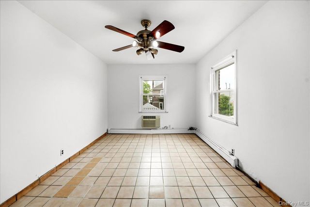 2563 Laconia Avenue, Bronx, NY 10469