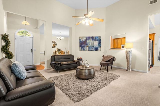 825 Lincoln Square, Locust Grove, GA 30248