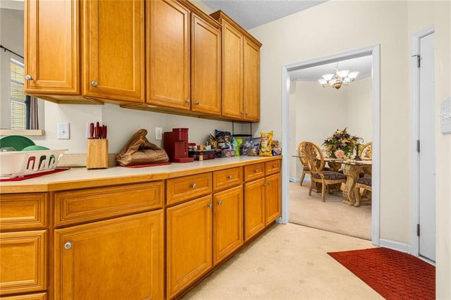 825 Lincoln Square, Locust Grove, GA 30248