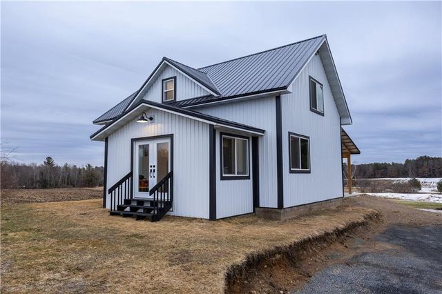 3675 S County Rd K, Fall Creek, WI 54742