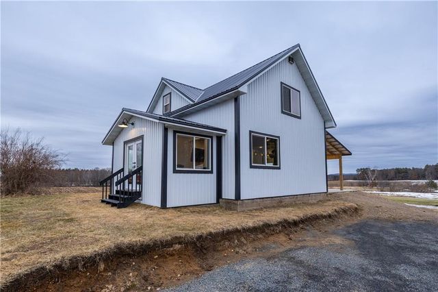 3675 S County Rd K, Fall Creek, WI 54742