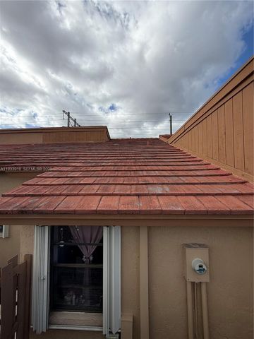 1194 SW 135th Pl, Miami, FL 33184