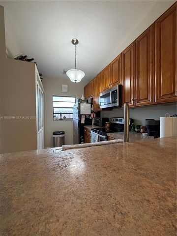 1194 SW 135th Pl, Miami, FL 33184