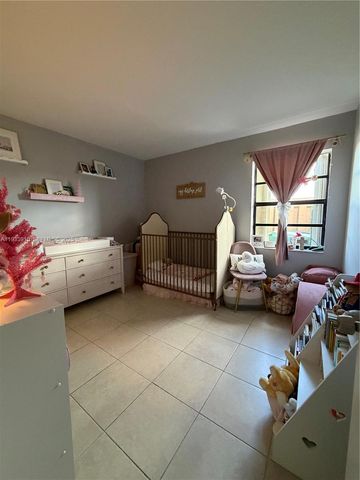 1194 SW 135th Pl, Miami, FL 33184