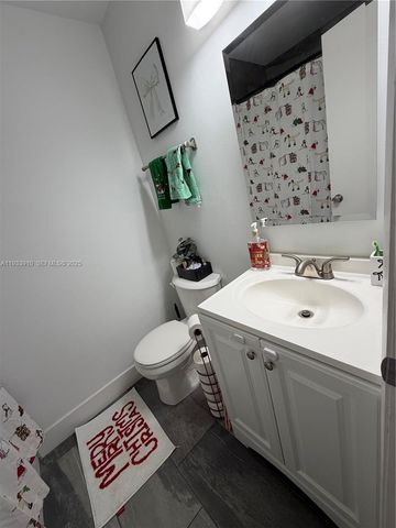 1194 SW 135th Pl, Miami, FL 33184