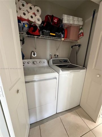 1194 SW 135th Pl, Miami, FL 33184