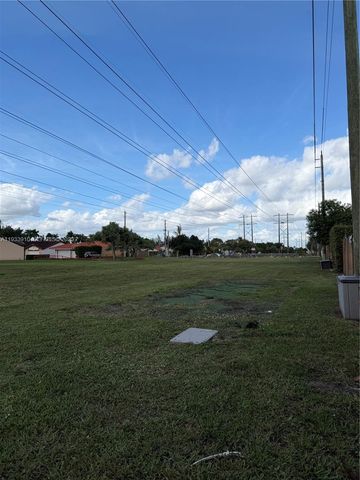 1194 SW 135th Pl, Miami, FL 33184