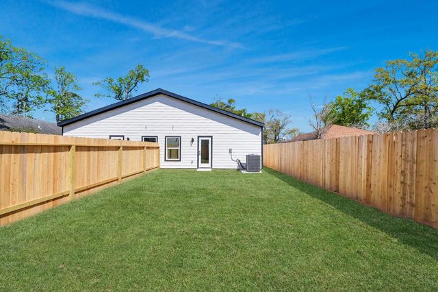8106 Locksley Street A, Houston, TX 77078