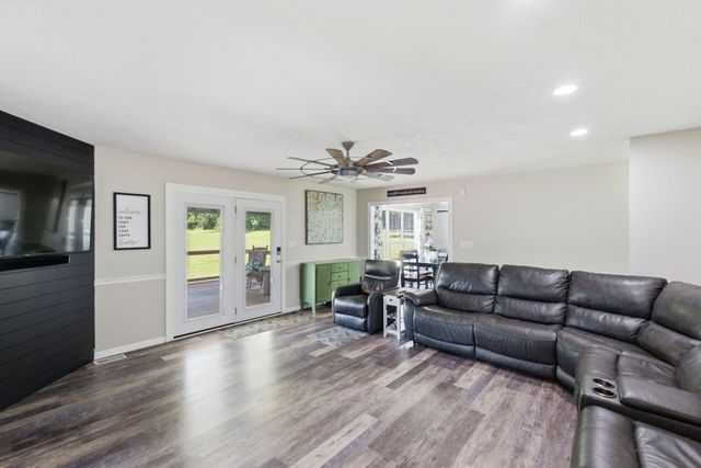 115 Taylors Fork Road, Richmond, KY 40475