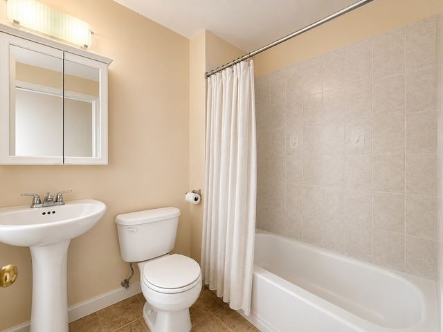 1304-1312 Commonwealth Ave 6, Boston, MA 02134