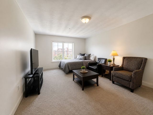 1304-1312 Commonwealth Ave 6, Boston, MA 02134