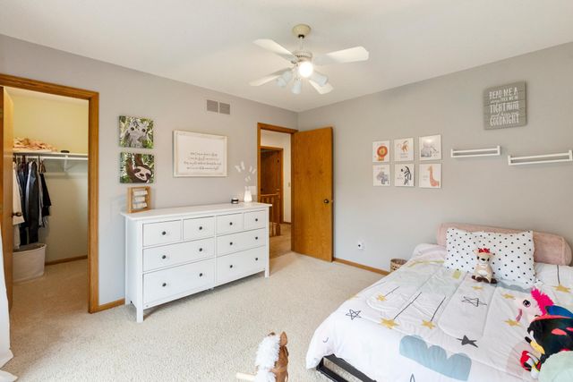 1389 Camelback Drive, Eagan, MN 55123