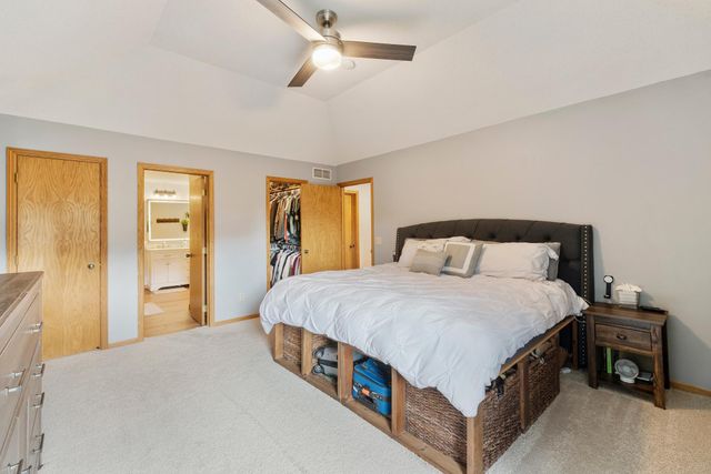 1389 Camelback Drive, Eagan, MN 55123