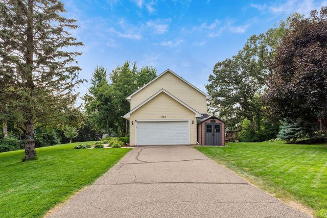 1389 Camelback Drive, Eagan, MN 55123