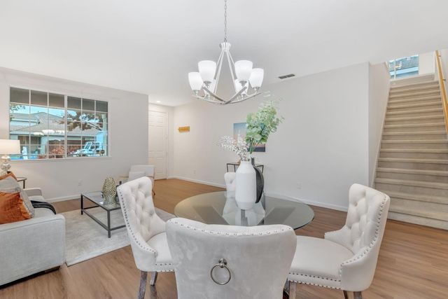 827 Sagewood Lane, Tracy, CA 95377