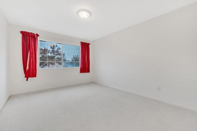 827 Sagewood Lane, Tracy, CA 95377