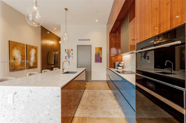 2678 Tigertail Avenue 202, Miami, FL 33133