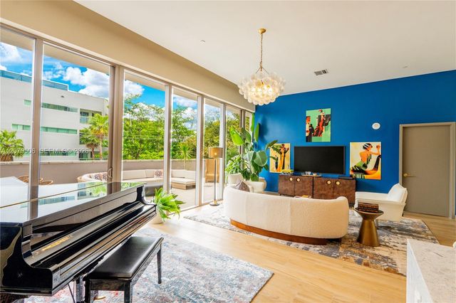 2678 Tigertail Avenue 202, Miami, FL 33133
