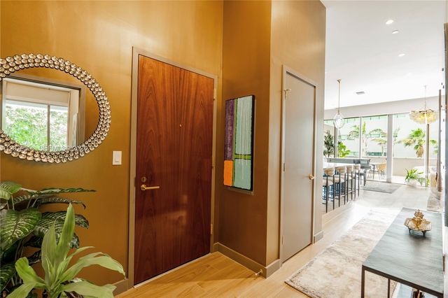 2678 Tigertail Avenue 202, Miami, FL 33133