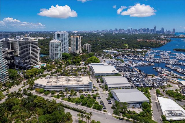 2678 Tigertail Avenue 202, Miami, FL 33133